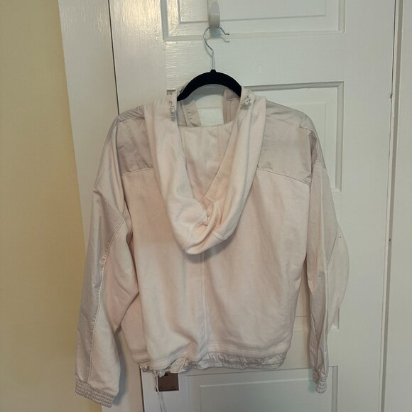 Athleta Quarter Zip - Picture 3 of 3